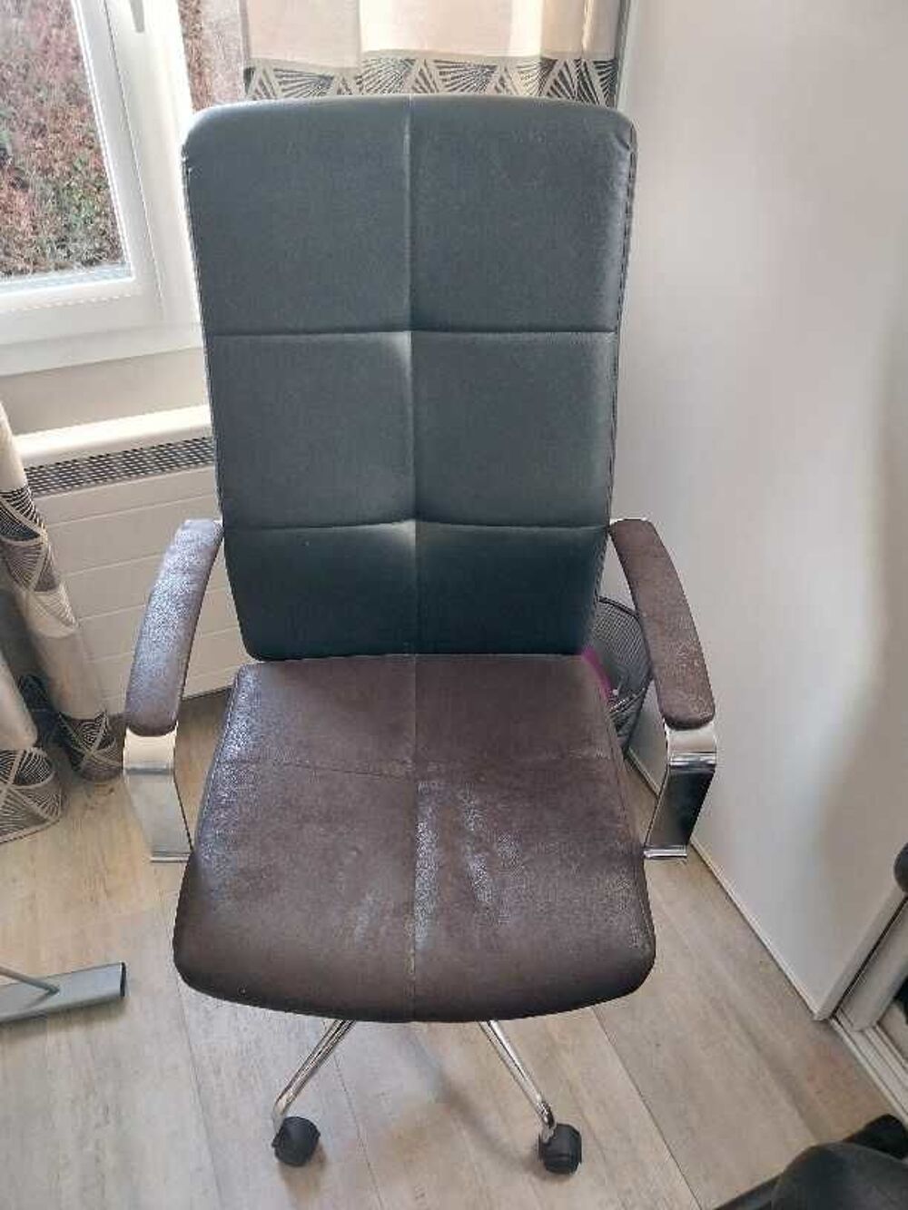 bureau plus fauteuil Meubles