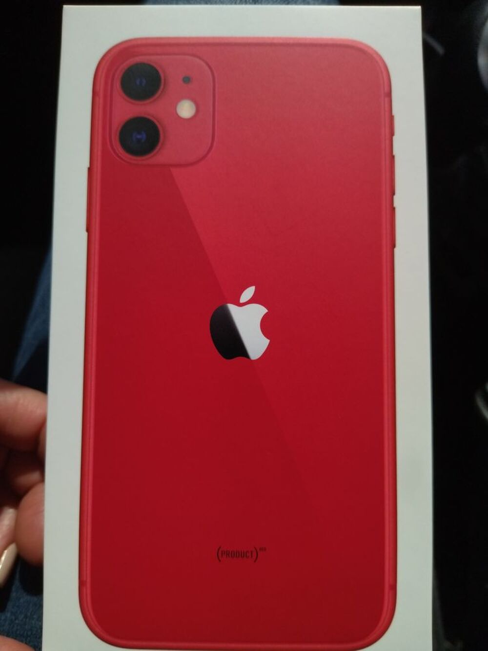 I phone 11 neuf rouge 256go Téléphones et tablettes