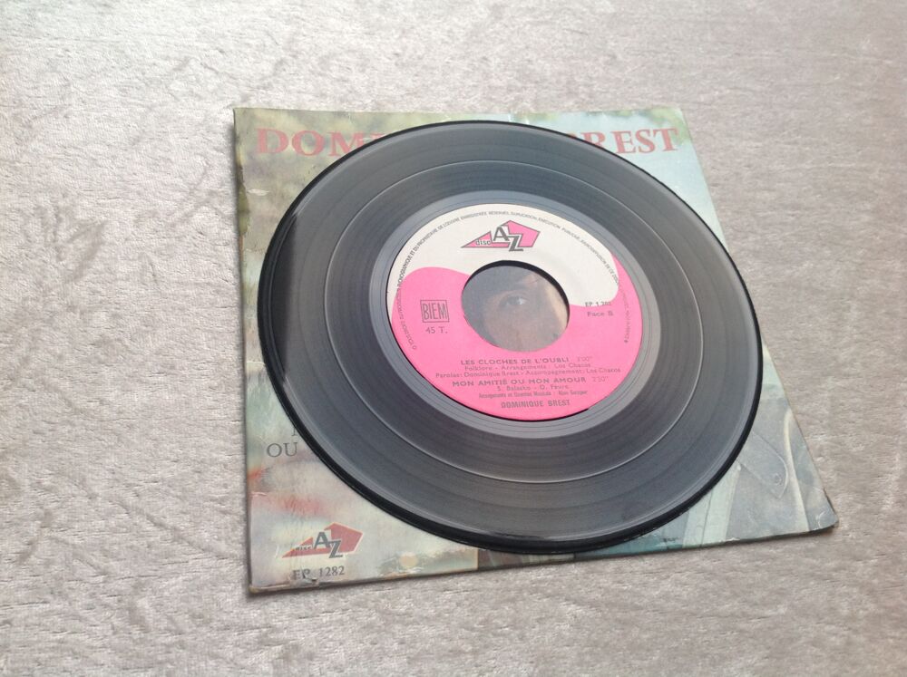 DOMINIQUE BREST DISQUE 4 TITRES Envoi Possible
CD et vinyles