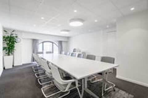   Bureau privé pour 10 personnes – Le Mans Gare SNCF Regus Express Express 