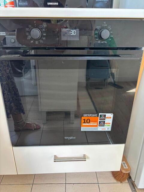 Four Whirlpool encastrable Levallois-Perret (92)