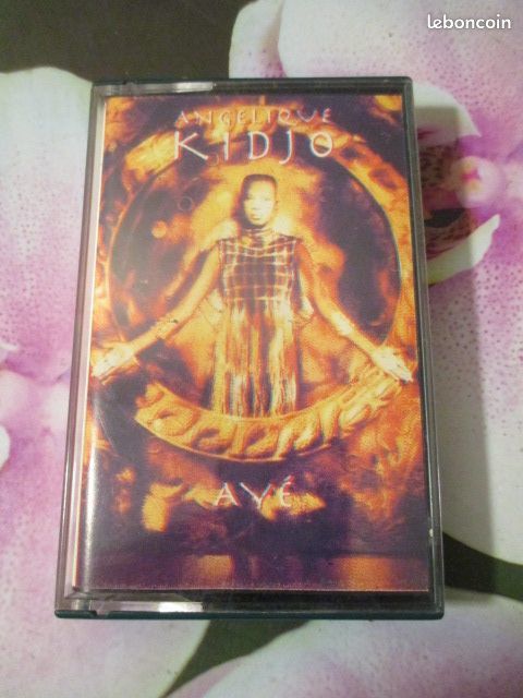 Cassette audio Anglique Kidjo 4 Hrouville-Saint-Clair (14)