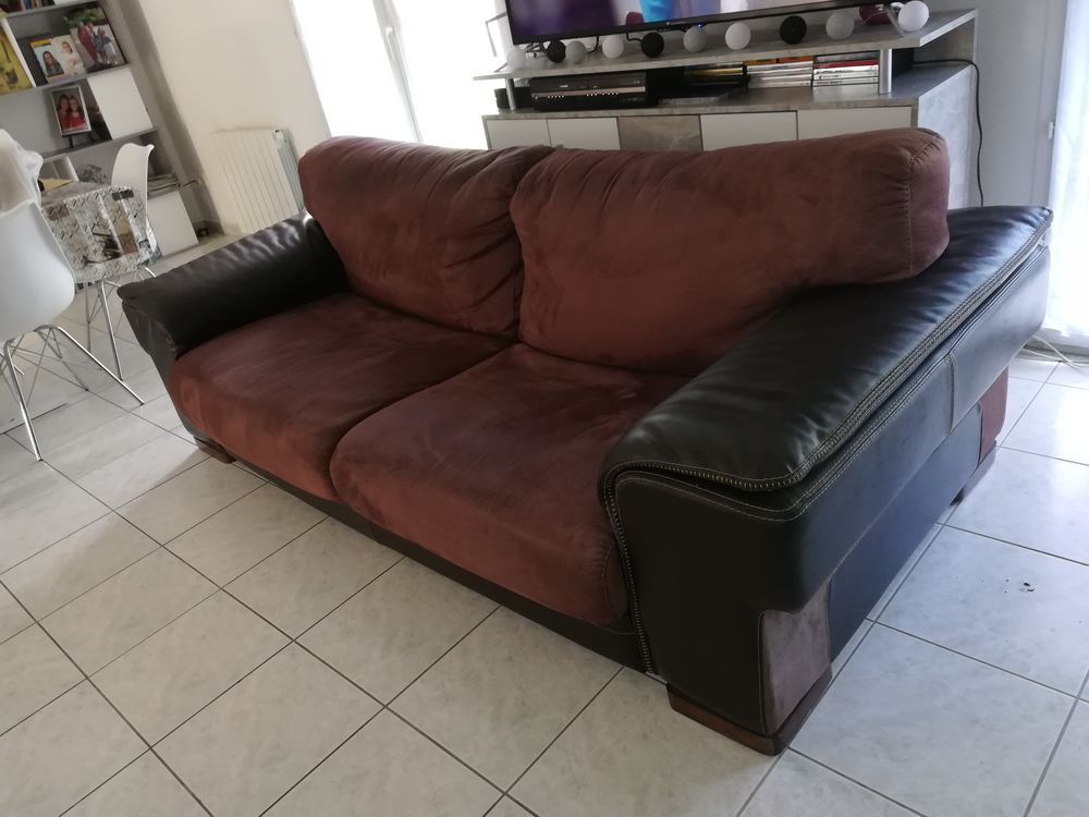 Canap&eacute; cuir marron 0 € Meubles