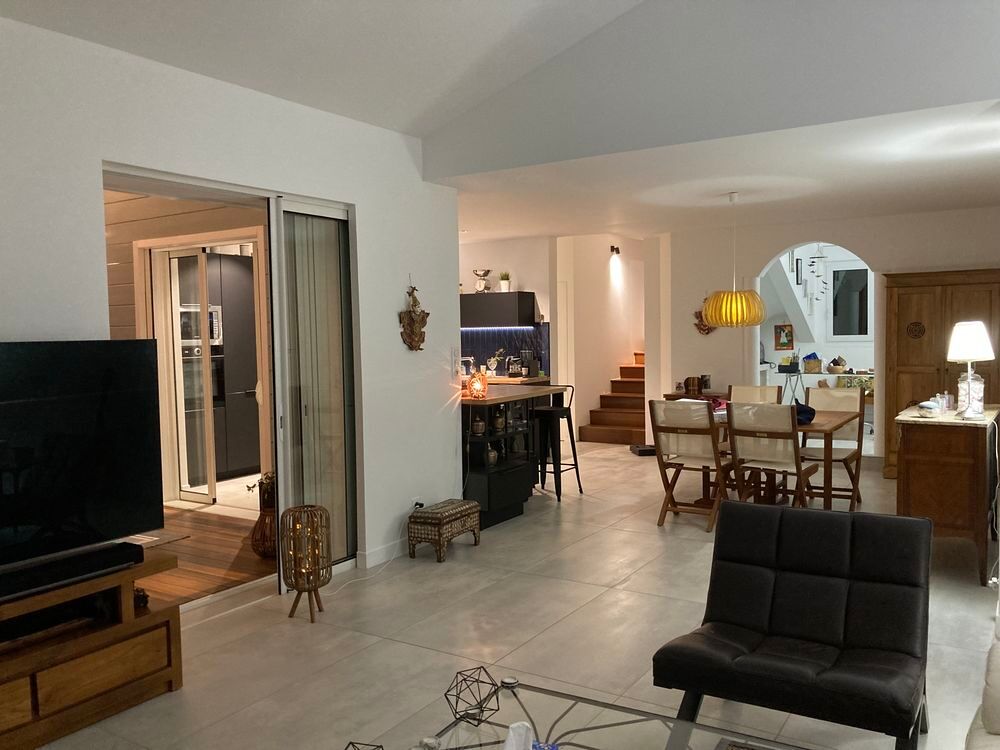 Vente Villa Villa 147m2 - Terrain 475m2 - 4 Chambres - Piscine - Vue mer Sainte-marie