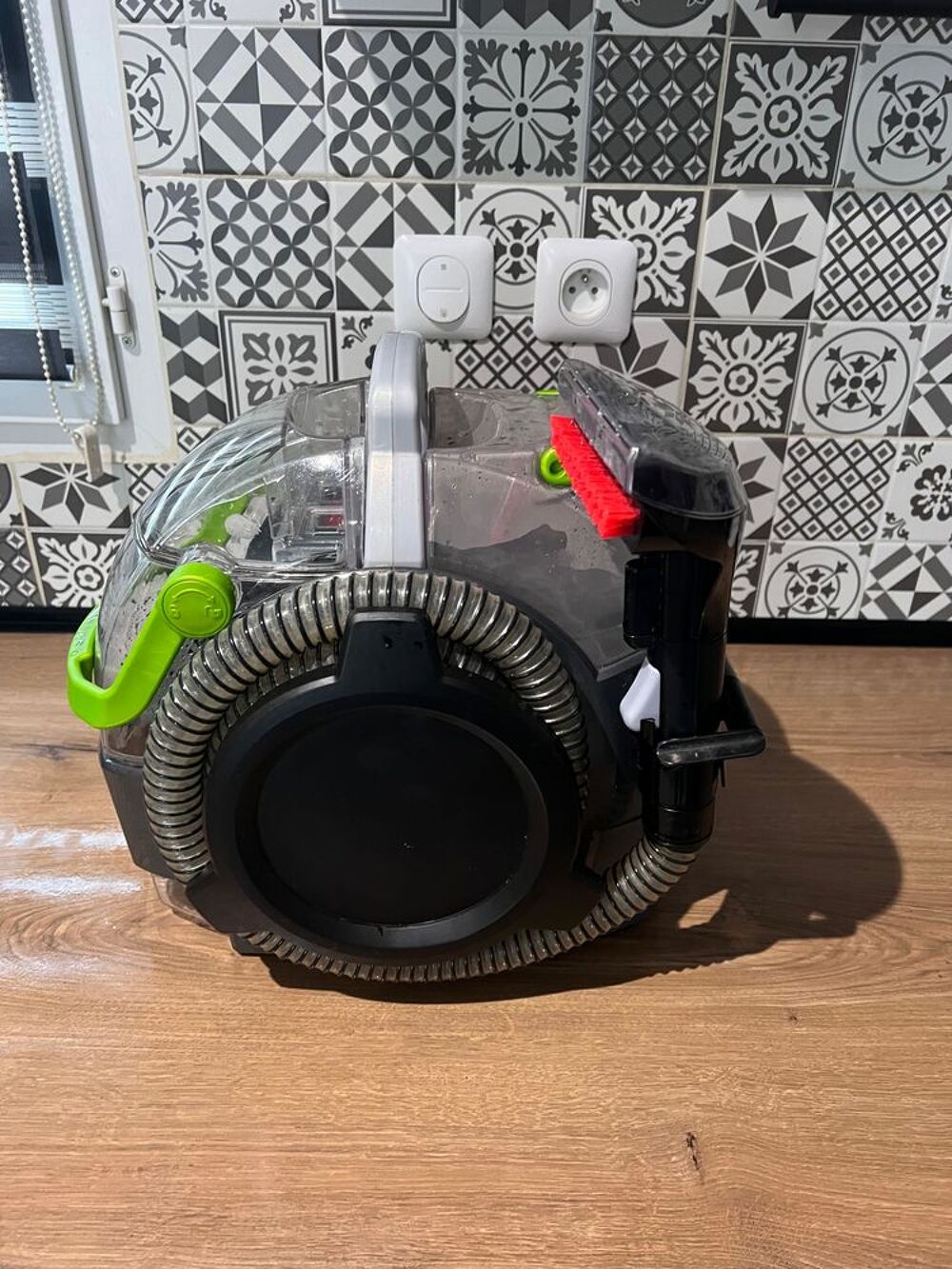   Nettoyeur Tapis & Moquettes BISSELL Idal pour tap 