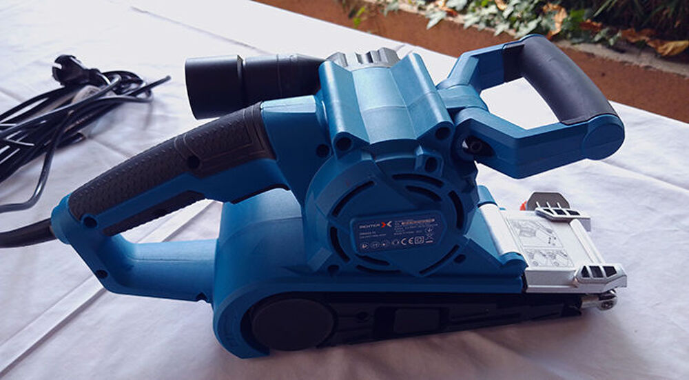 Ponceuse &agrave; bande 900W Bricolage