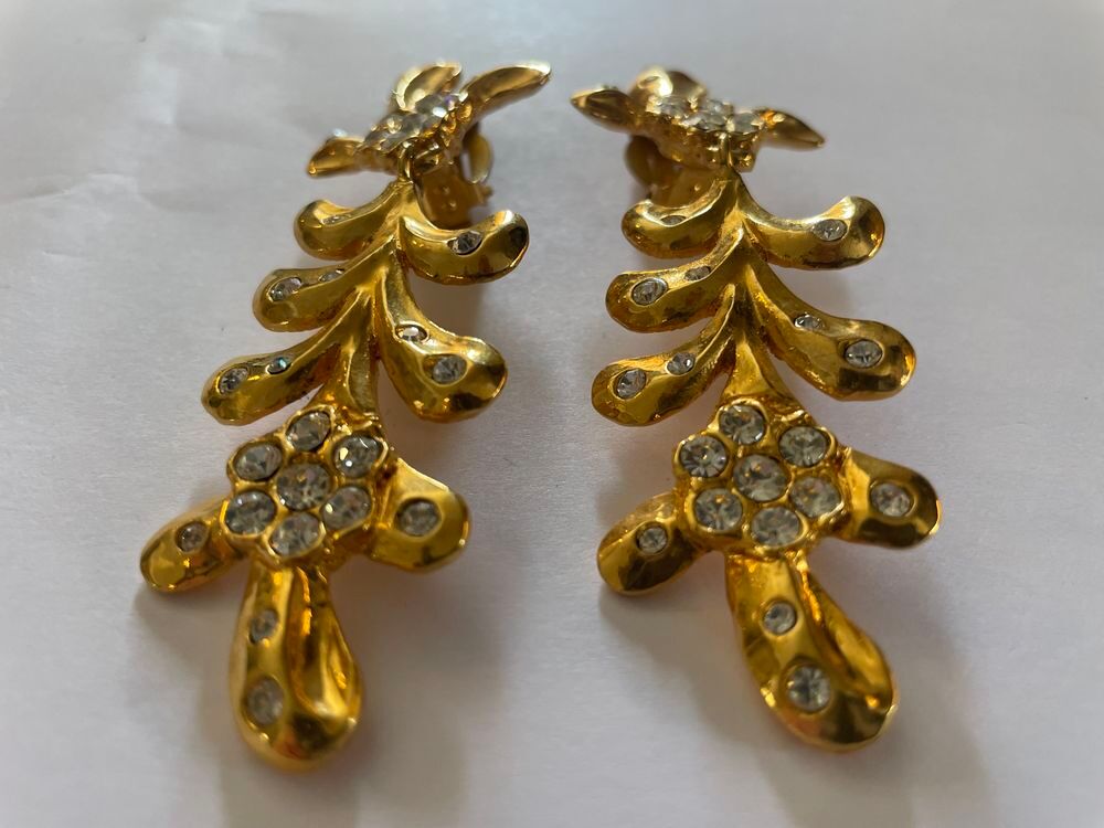 BO Boucles d'Oreilles pendante dor&eacute; feuille palmier strass c Bijoux et montres