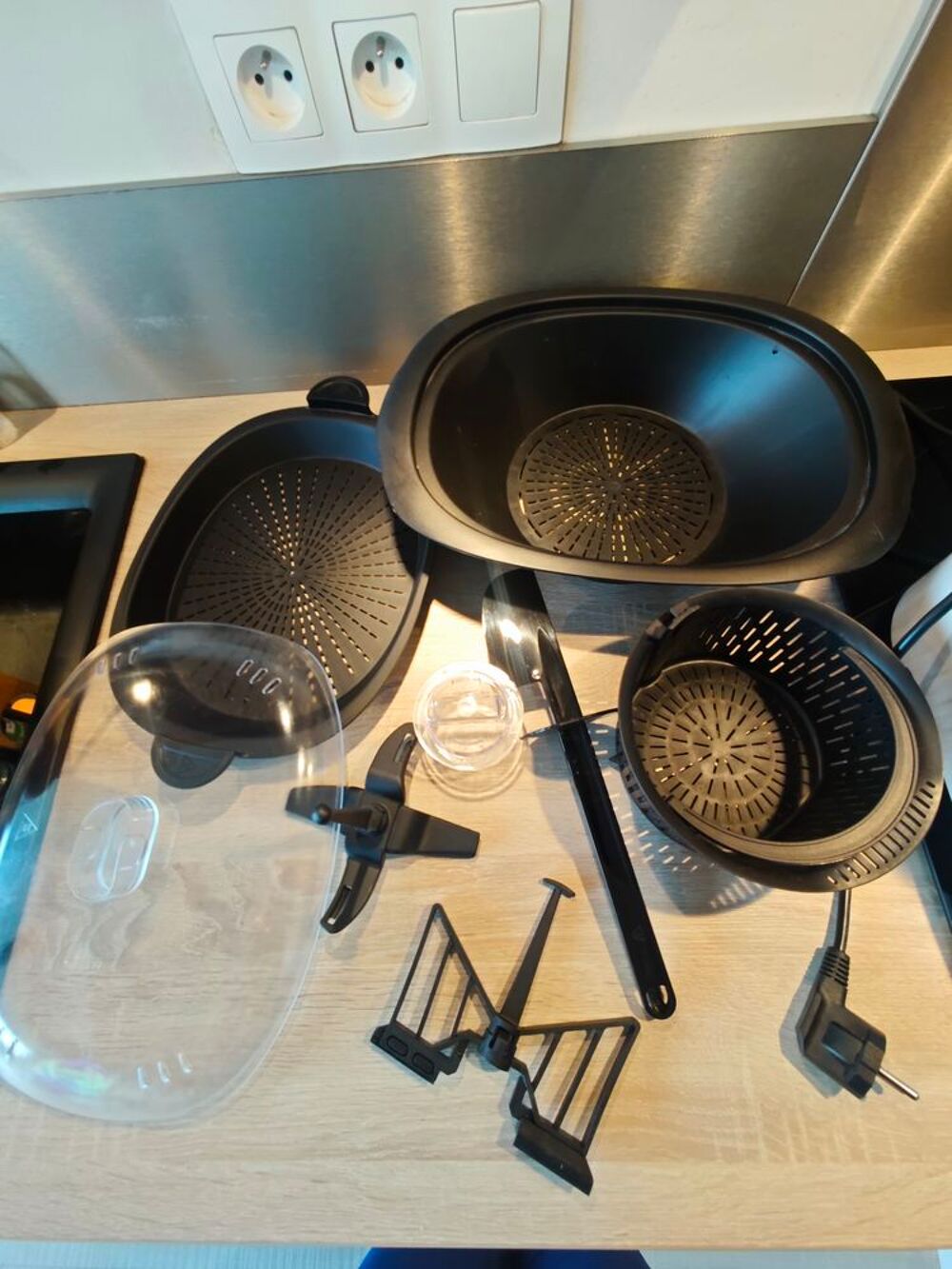 Robot multifonction Moulinex Click &amp; Cook ? Etat comme neuf Electroménager