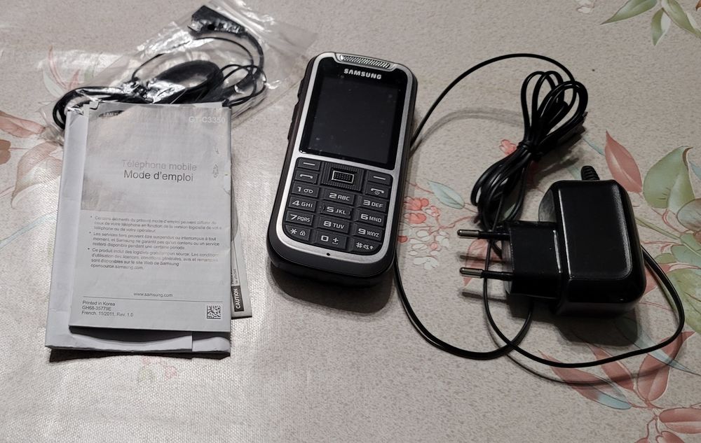 Telephone Samsung GT 3350 Tlphones et tablettes