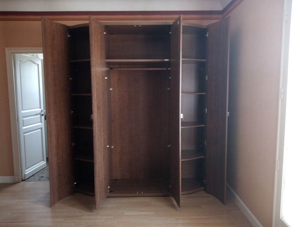 Lit et armoire marque GAUTIER made in france Meubles