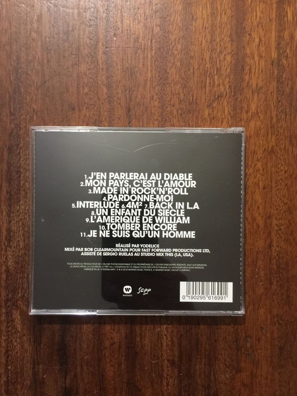 CD johnny Hallyday " Mon pays c' est l' amour " CD et vinyles