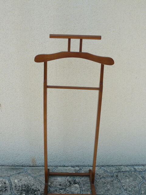 VALET DE CHAMBRE ACAJOU 15 Saintes (17)