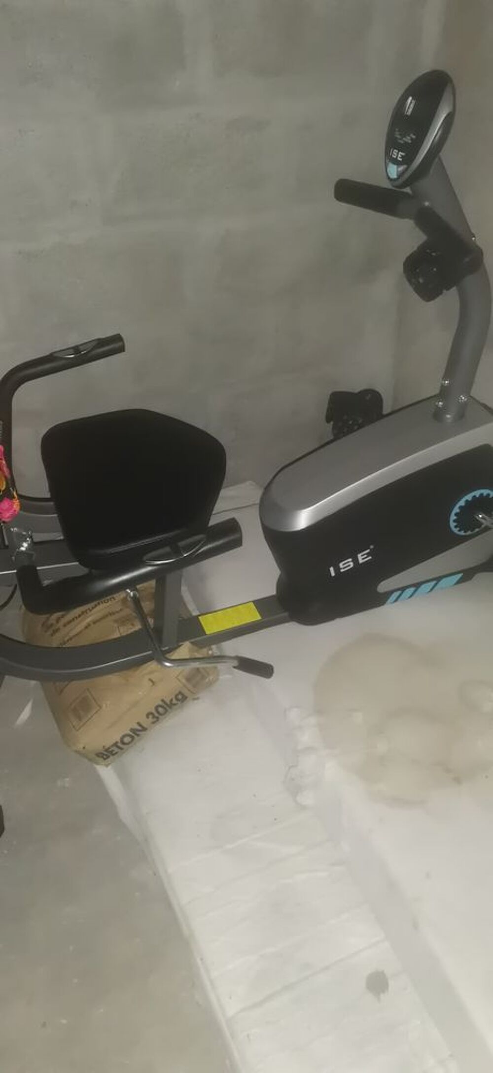 VELO APPARTEMENT SIEGE PERSONNE AGEE Vélos