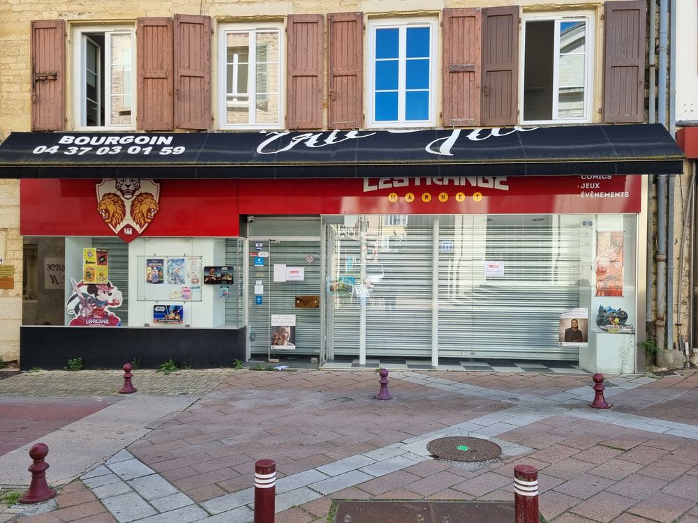   A LOUER LOCAL TOUT COMMERCE Bourgoin-jallieu