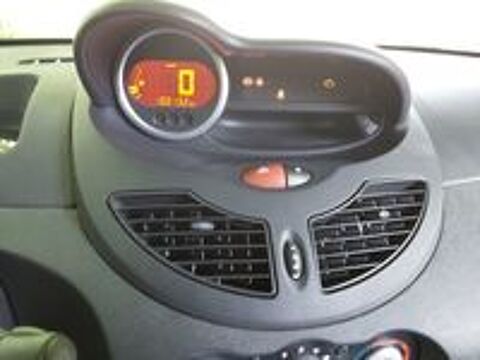 Twingo II 1.2 LEV 16v 75 eco2 Authentique Euro 5 2011 occasion 38080 Saint-Marcel-Bel-Accueil
