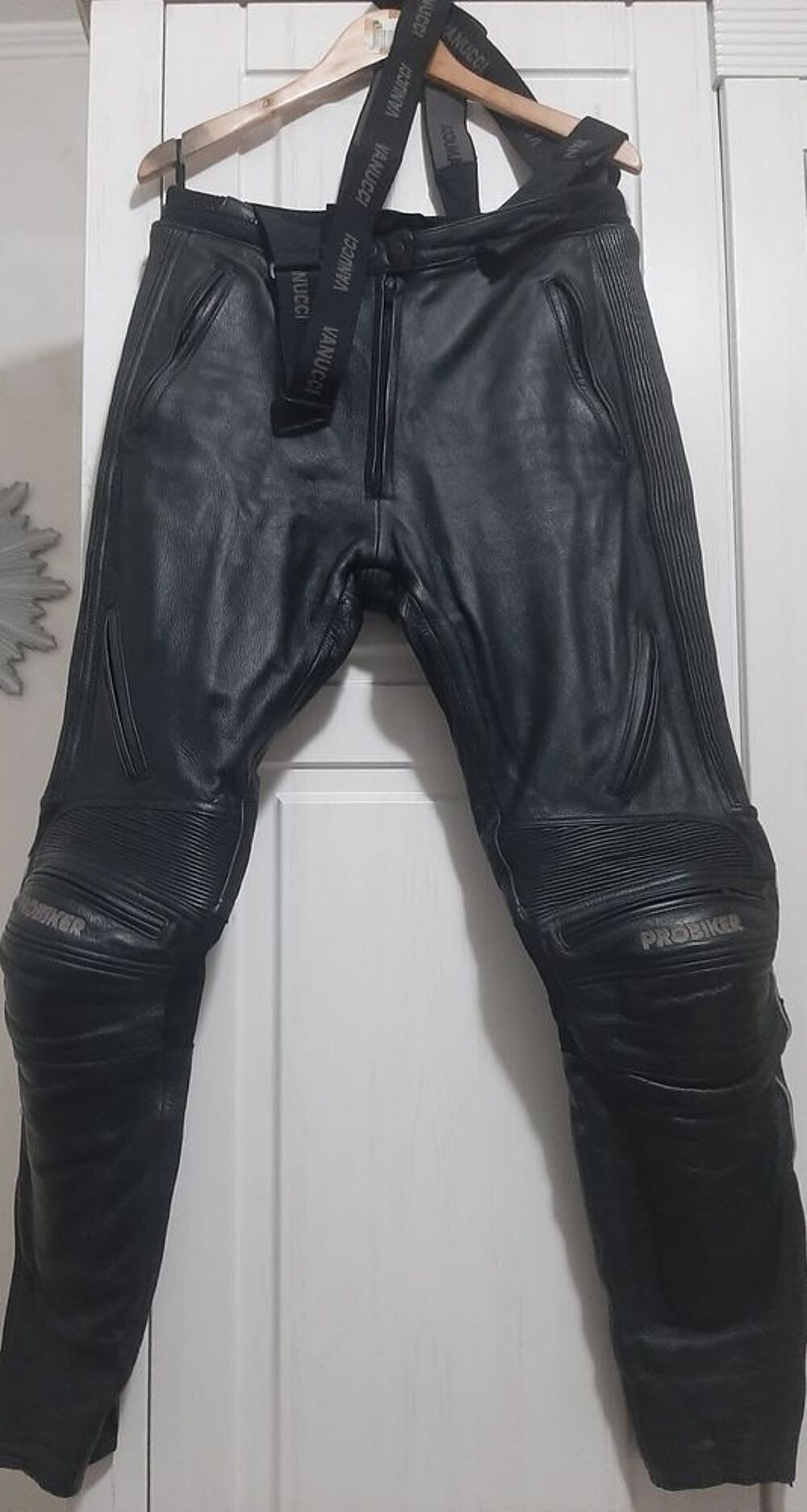 BLOUSON ET PANTALON DE MOTO/baisse de prix Vêtements