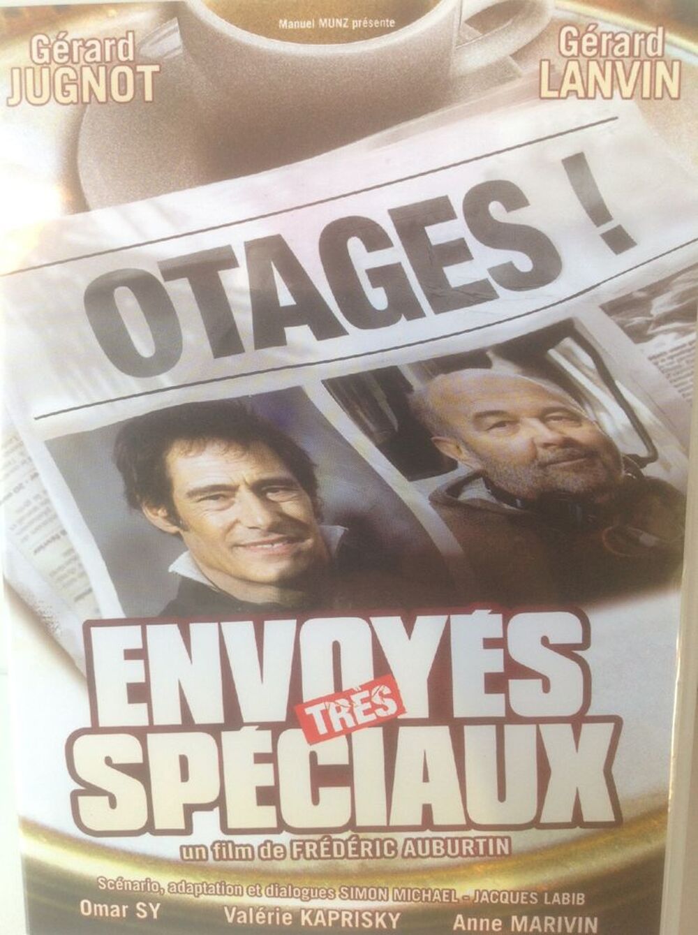 ENVOY&Eacute;S TR&Egrave;S SP&Eacute;CIAUX Envoi Possible
DVD et blu-ray