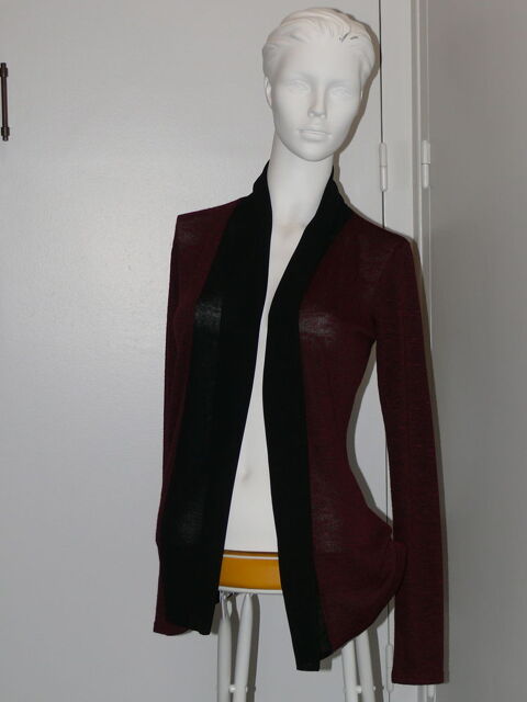 Gilet  Cache-Cache  6 Saintes (17)