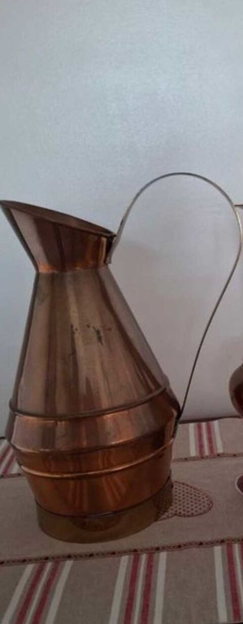 pichets en cuivre 30 Poitiers (86)