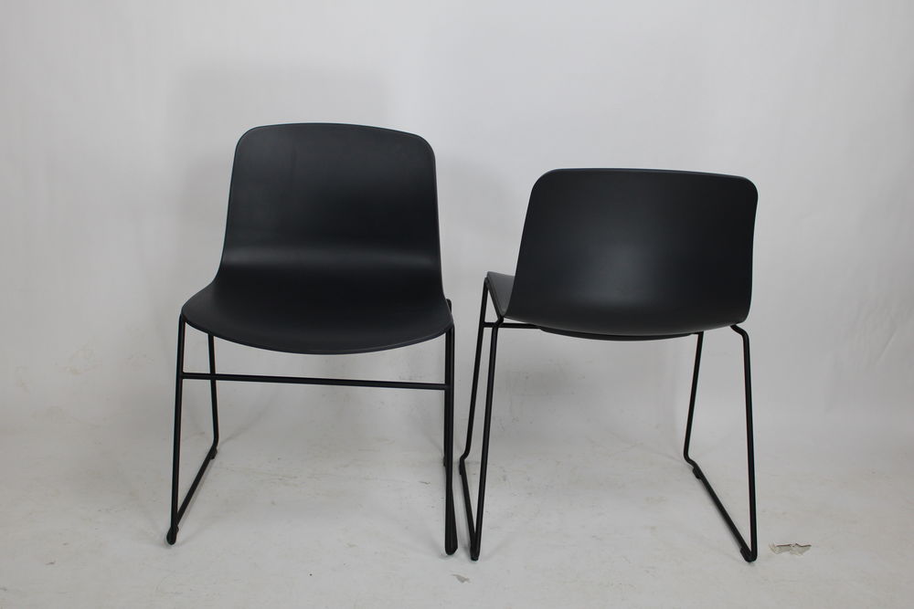 Chaise About A Chair AAC08 dessin&eacute;e par Hee Welling pour HAY Meubles