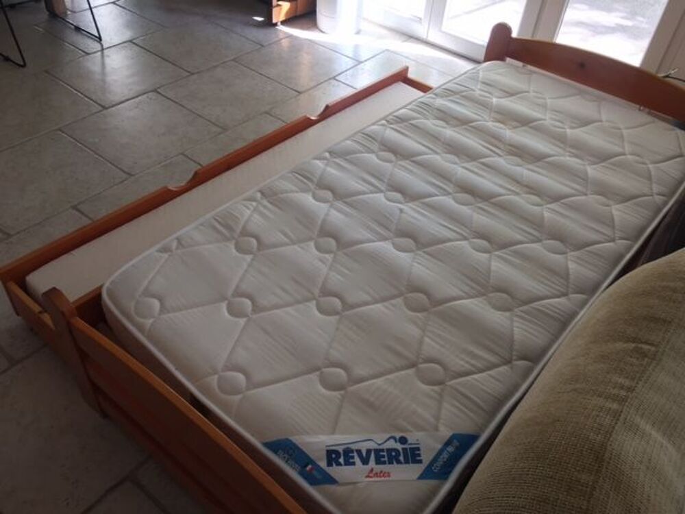 Lit enfant couleur miel 90 avec lit tiroir et deux matelas Meubles