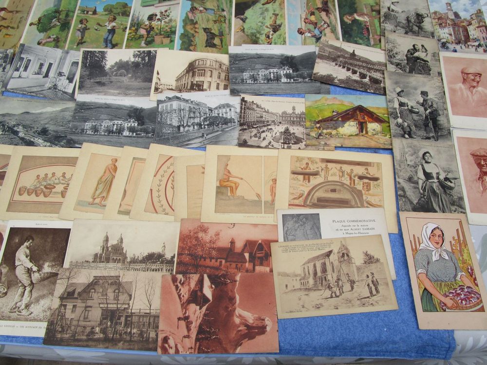Lot de cartes postales divers 