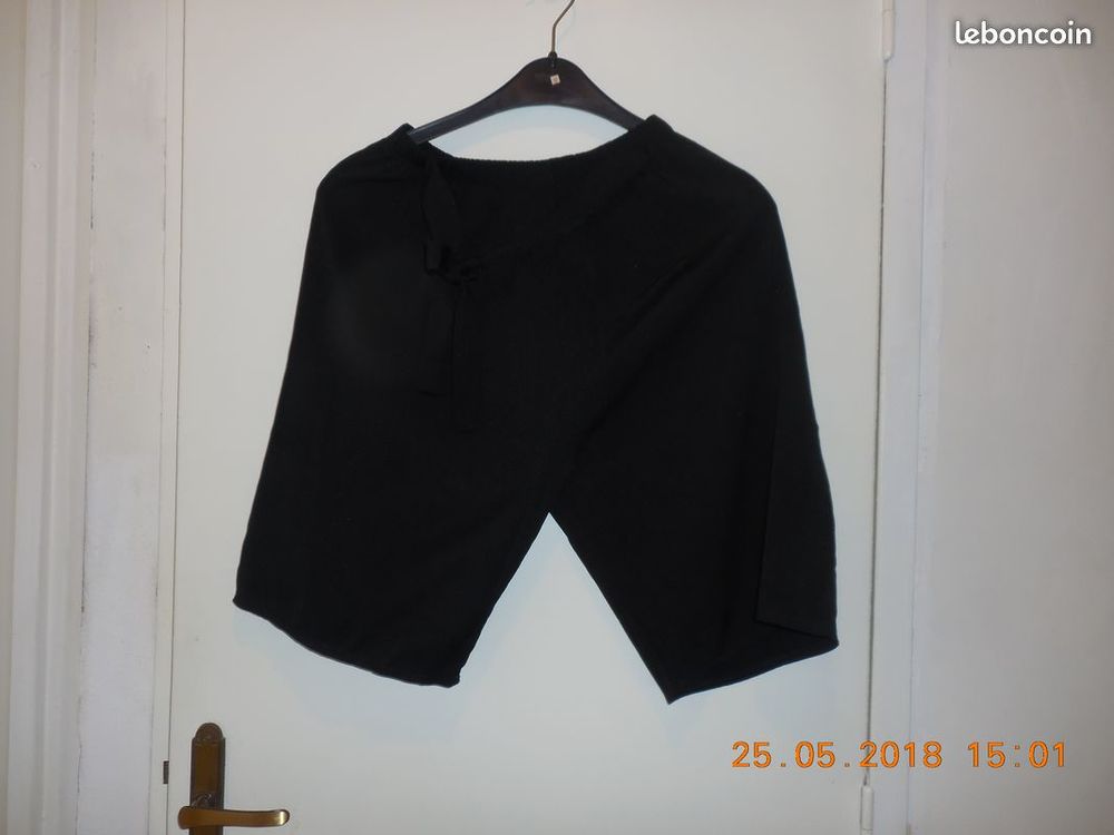 short noir 40 42 Vêtements