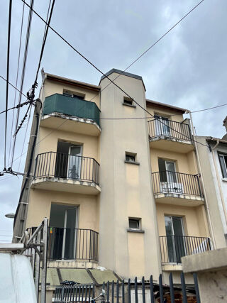  Immeuble à vendre 300 m² La courneuve