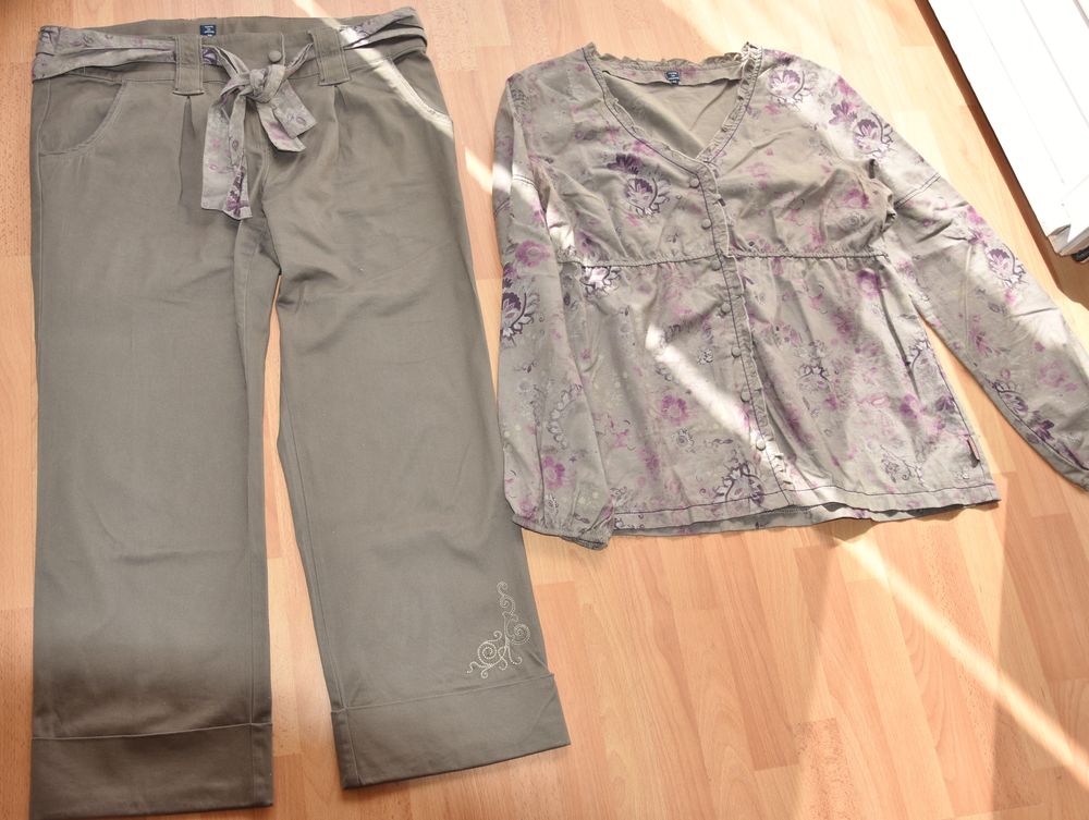 Terre de marins.Ensemble: Haut et pantalon. 44/46. Tbe Vêtements