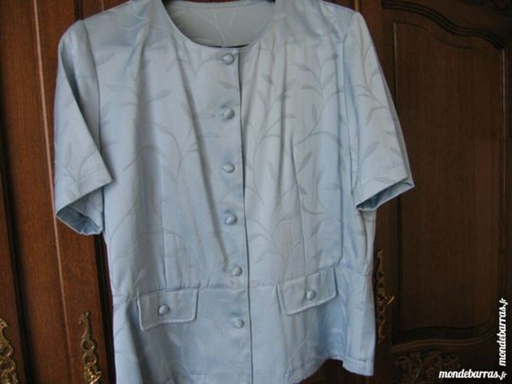 Veste manches courtes marque C&amp;A Vêtements