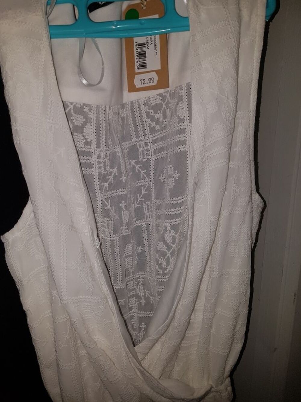 vend robe blanche Vtements