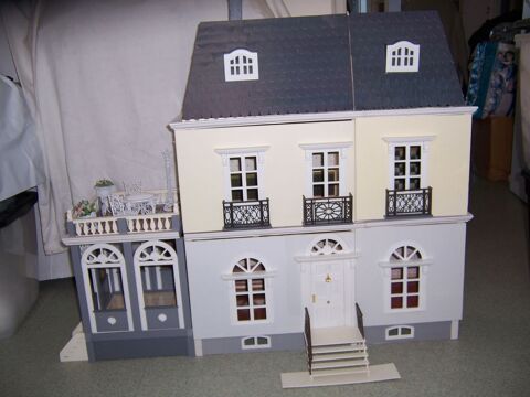 maison de poup�e  DELPRADO 80 Dompierre-sur-Mer (17)