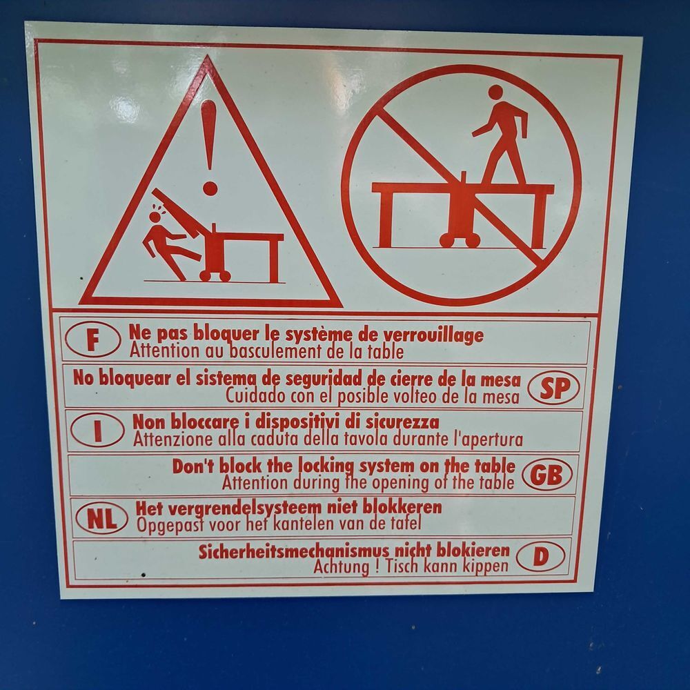 table de ping pong de marque d&eacute;cathlon Sports