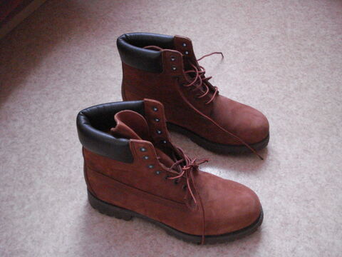 Chaussures TIMBERLAND BOTTES 69 Noisy-le-Grand (93)