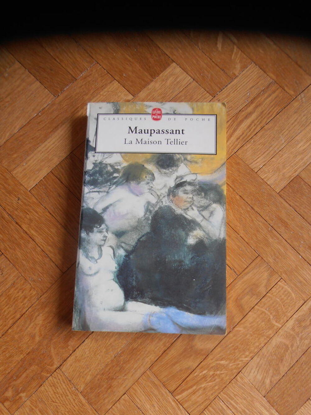 La maison Tellier (89) Livres et BD