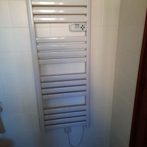 sche serviettes de salle de bains 0 Narbonne (11)