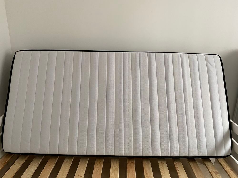 Lit banquette une personne Meubles