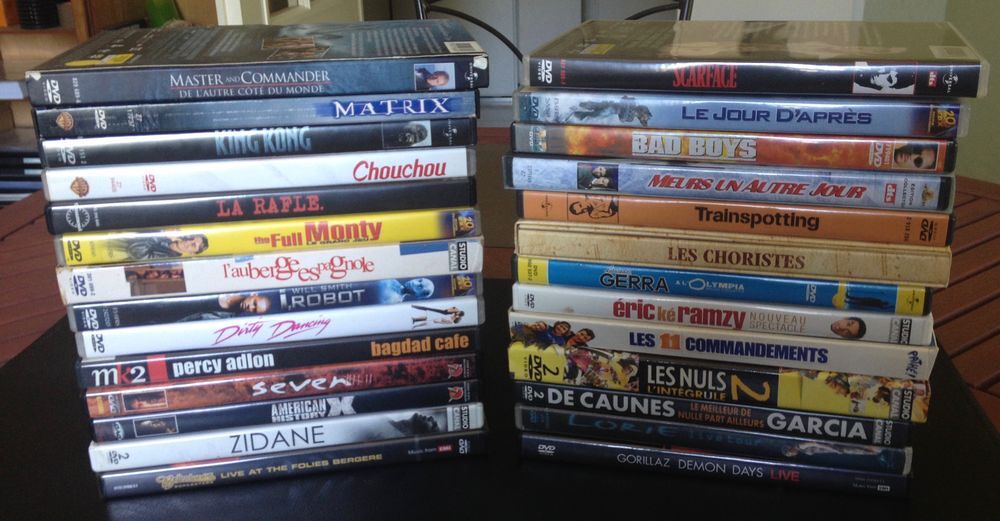 Lot de 57 DVD DVD et blu-ray