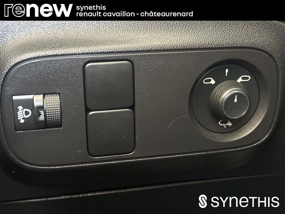 C3 BlueHDi 100 S&S BVM6 Shine Business 2021 occasion 84300 Cavaillon