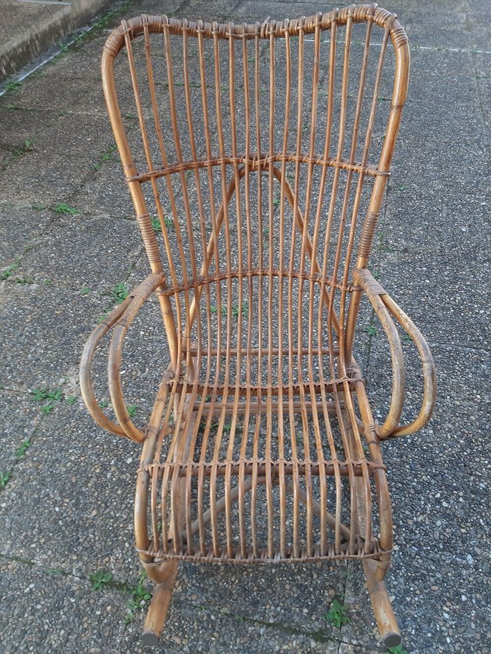 Av Rocking chair en osier Meubles