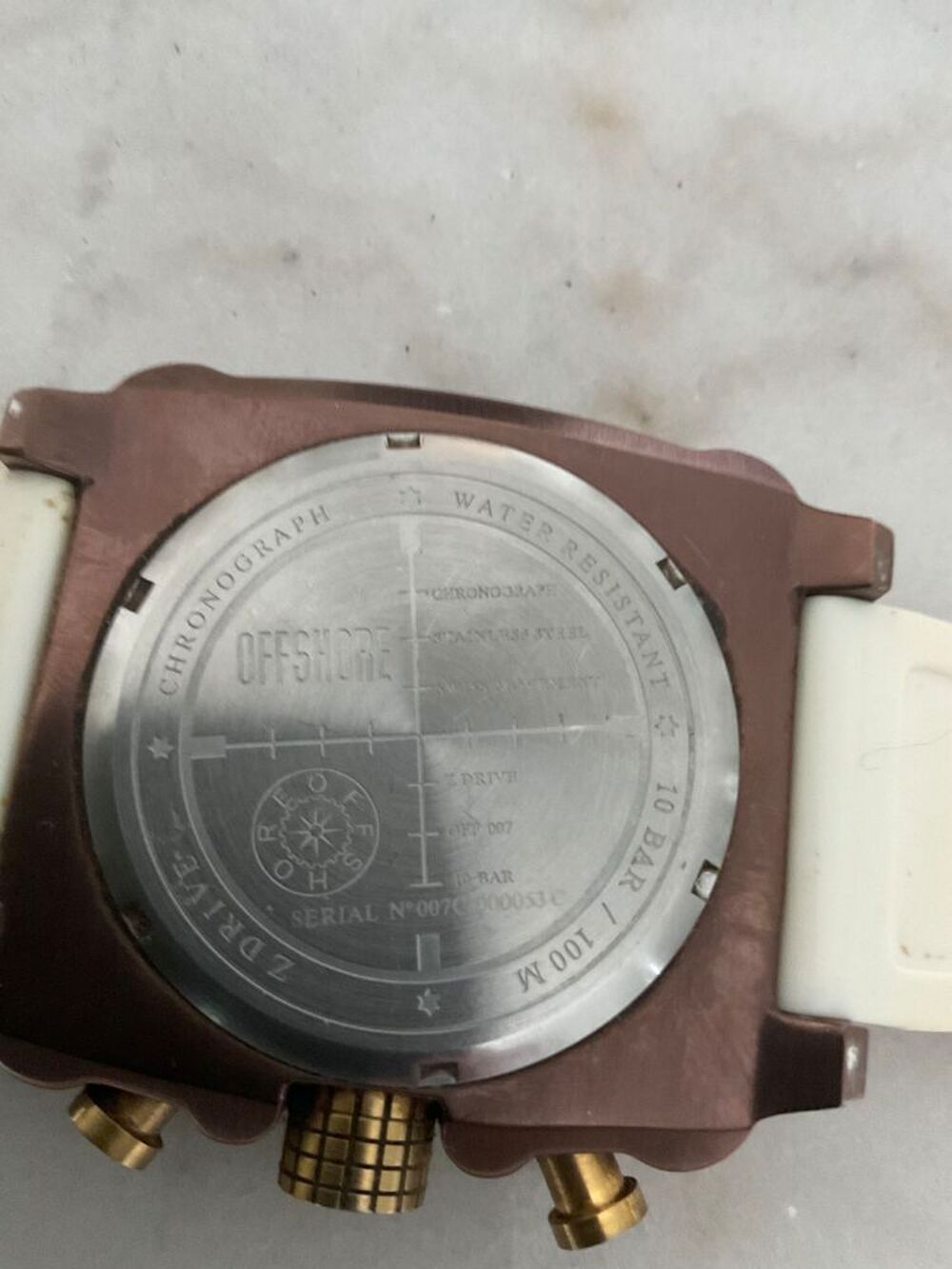 Montre femme original marque Offshore Bijoux et montres