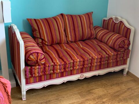 Banquette m�ridienne restaur�e ? Excellent �tat 950 La Chaize-Giraud (85)