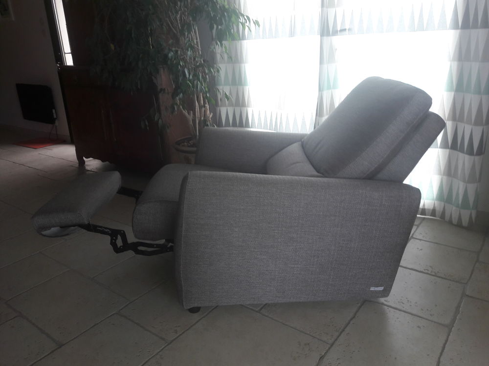 Fauteuil Poltron et Sofa Meubles
