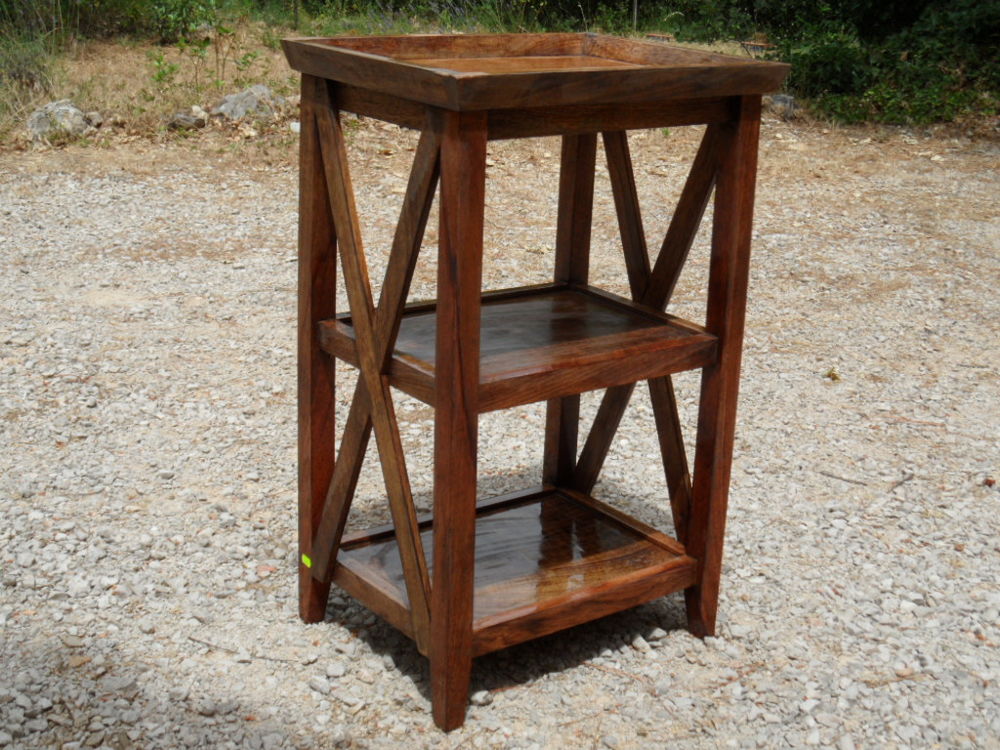 Tables de chevet en noyer massif Meubles