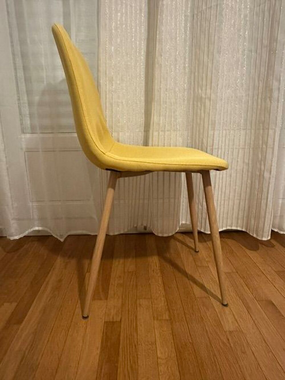 Lot de 2 chaises en tissu jaune style scandinave Meubles
