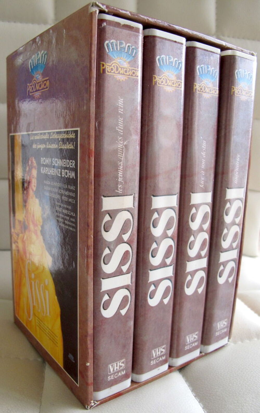 Coffret video cassette Sissi l'imp&eacute;ratrice DVD et blu-ray