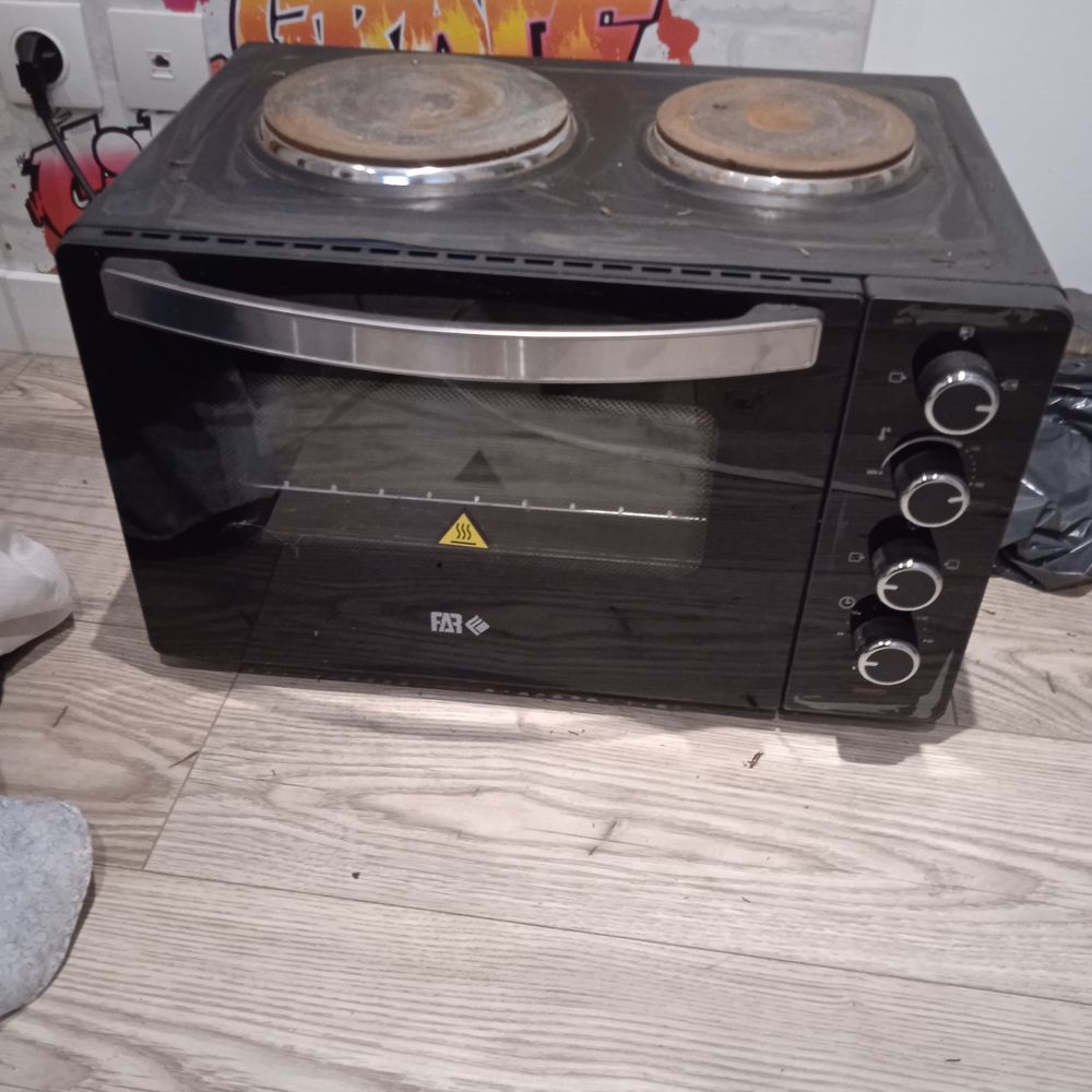 Mini four marque FAR double plaque de cuisson combin&eacute; Electroménager