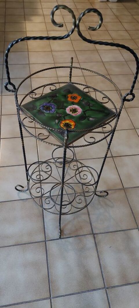 Diff�rents objets en fer forg� 28 Le Plessis-Bouchard (95)