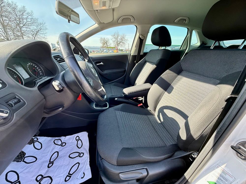Polo 1.6 TDI 90 CR FAP BlueMotion Technology Confortline 2014 occasion 65800 Aureilhan