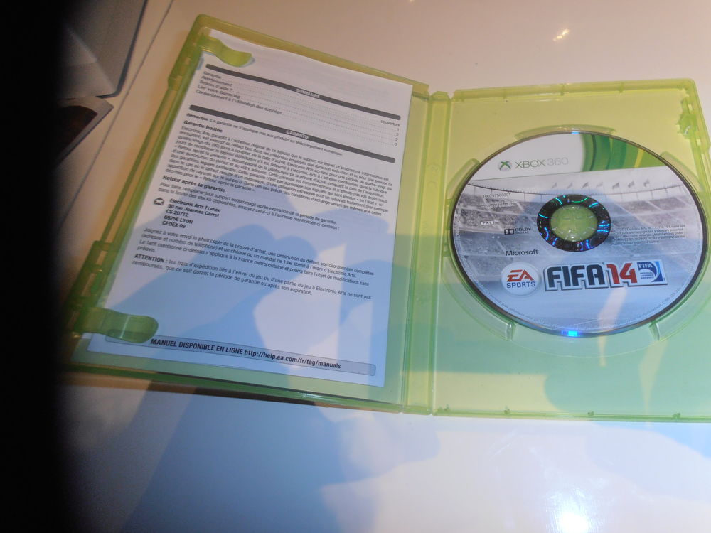 Jeu XBOX 360 - Fifa 14 (26) Consoles et jeux vidéos